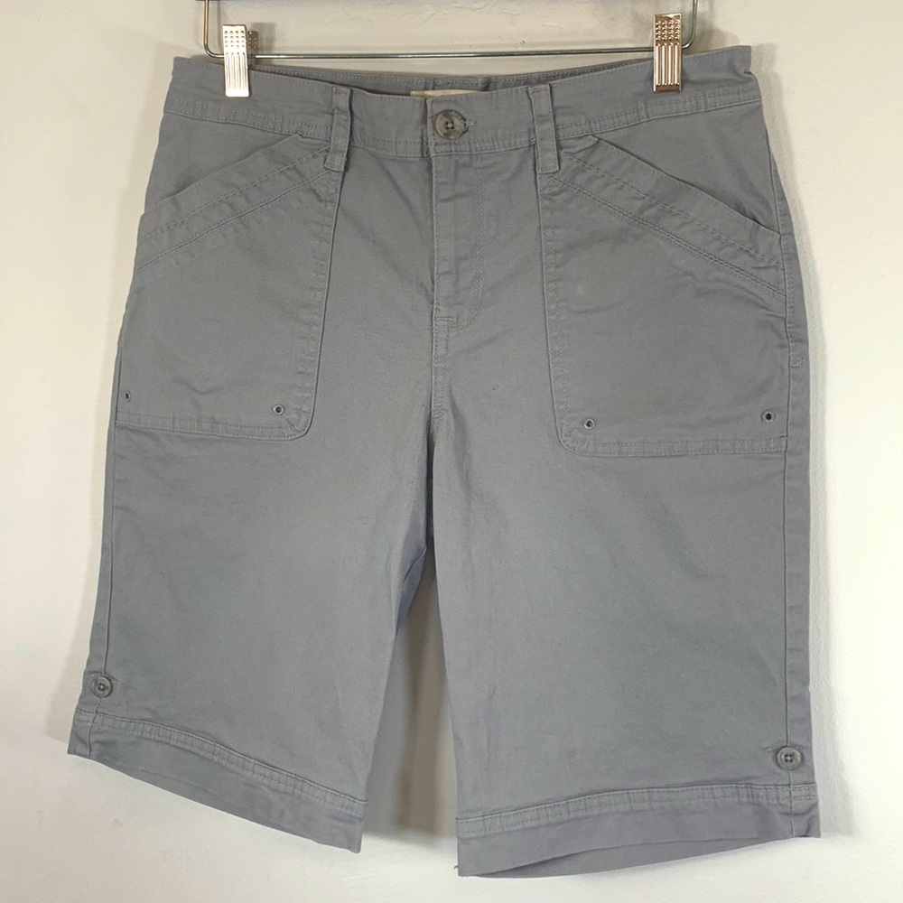 Gloria Vanderbilt Classic Sierra Khaki Unltd Stretch Women’s Size 8 Grey Shorts